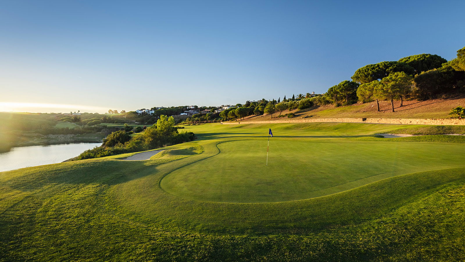 The Alto Club Sotogrande Review: A shot of new energy in Spain’s golfing Nirvana The Alto Club Sotogrande