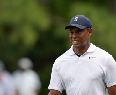 Tiger Woods undergoes a seventh back surgery to have disk replaced