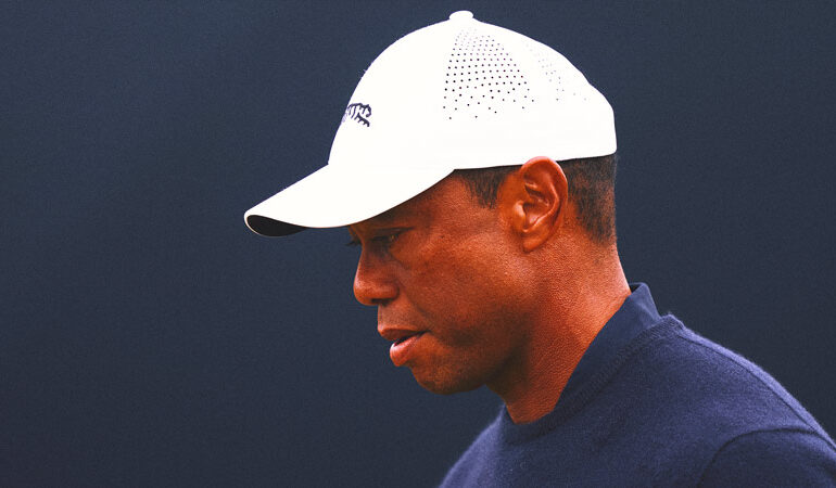 Tiger Woods has another surgery on lower back to relieve pinched nerves Tiger Woods has another surgery on lower back to relieve pinched nerves