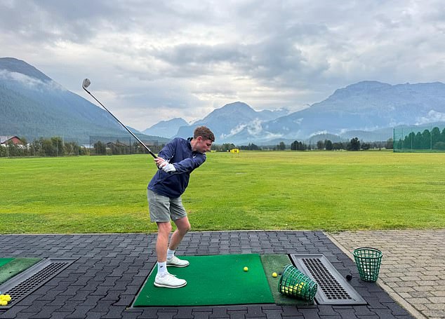 Throughout the round you are faced with doglegs moving both left and right, with the par-four sixth and par-four eighth holes both asking players whether to take the Tiger line across a network of tall pine trees or lay up short on the fairway and pitch on