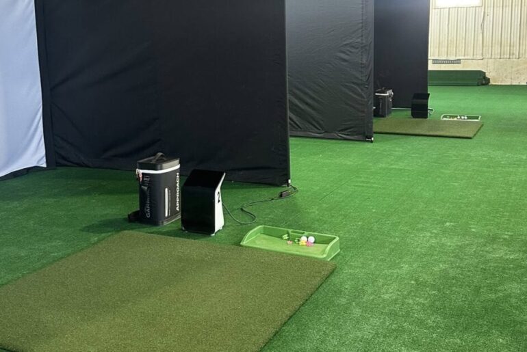 New indoor golf attraction “Swing & Swear” opens in Carbon County
