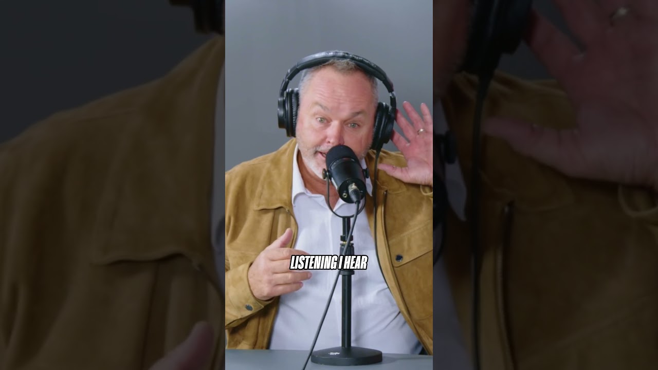 Billy Foster was the hand of god for Tiger Woods 🐅🤣 #golf #golflife #golfswing #golftips #golfer Billy Foster was the hand of god for Tiger Woods 🐅🤣 #golf #golflife #golfswing #golftips #golfer