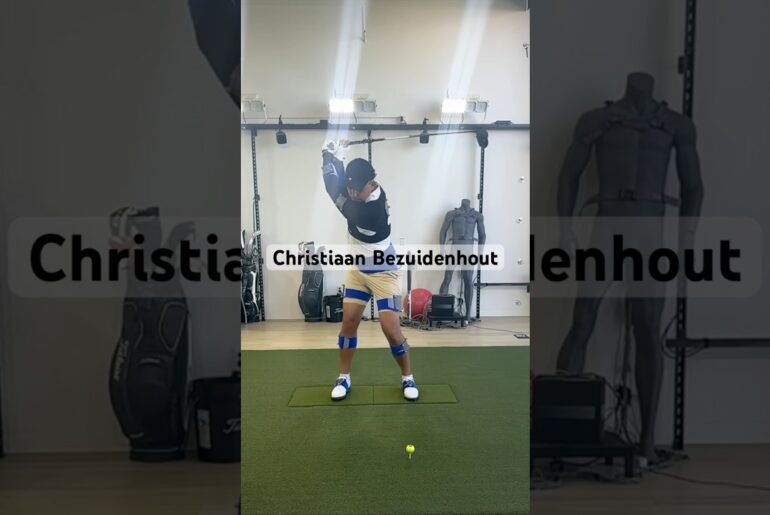 Christiaan Bezuidenhout in the TPI Lab