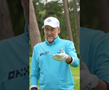 Short game gold from Ian Poulter!