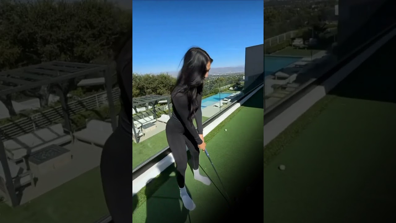 Bella plays golf with David Dobrik Bella plays golf with David Dobrik