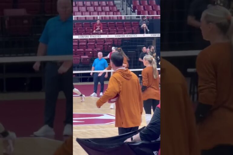 #volleyball  #fyp #waitforit #womensvolleyball