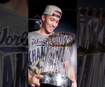 All smiles from the World Champs 🏆