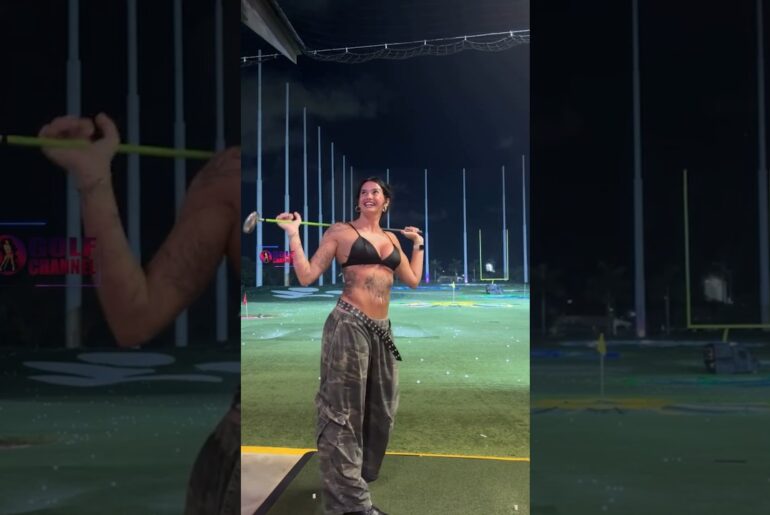 Amazing Golf Swing you need to see | Golf Girl awesome swing | Golf shorts | Kae