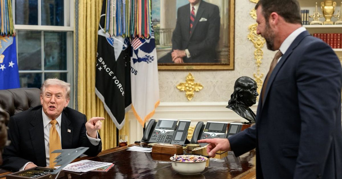 Donald Trump humiliated after claiming to be ‘working through the weekend’ despite golf plans The Mirror US