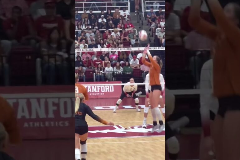 #volleyball  #fyp #waitforit #womensvolleyball