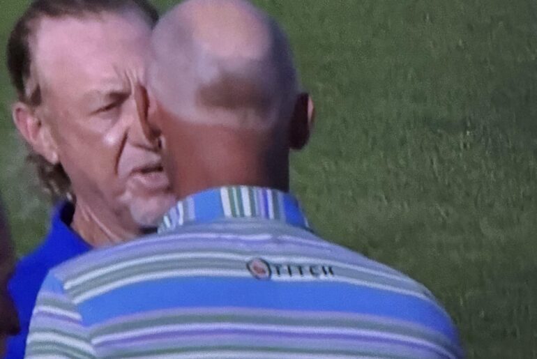 Tell me you play pro golf…