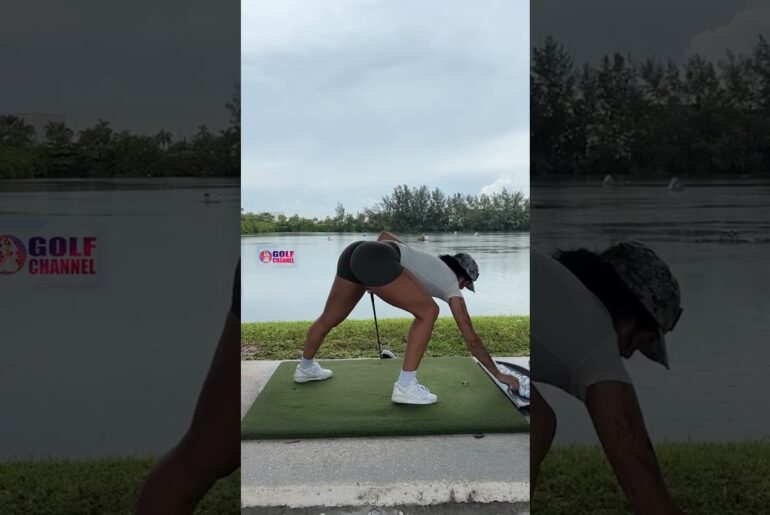 Amazing Golf Swing you need to see | Golf Girl awesome swing | Golf shorts | Kae