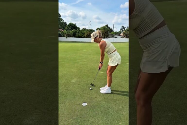 Which option do you prefer?😂⛳️ #golfbabe #golf #golfer #golflife #golfbabes #golfbabes #golfhumor