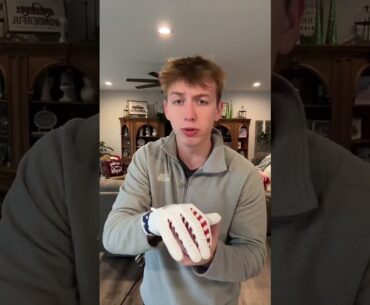 He doesn’t want a plain boring golf glove