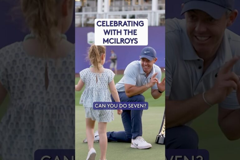 Team McIlroy with the trophy 😍