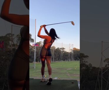 Amazing Golf Swing you need to see | Golf Girl awesome swing | Golf shorts | MOLLIE LOUISE WHITE