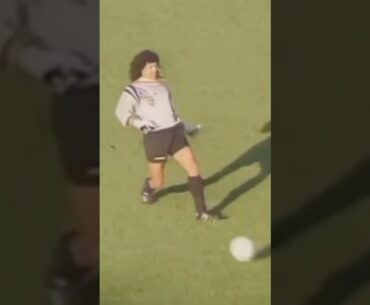 UN ERROR QUE DOLIÓ MUCHO. #shorts #futbol #viralvideo #colombia #higuita