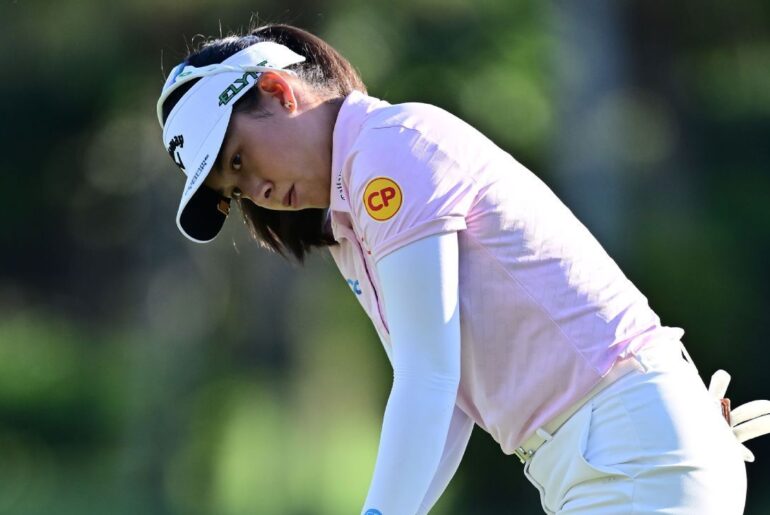 Thitikul takes 3-shot lead after 63 in LPGA season finale