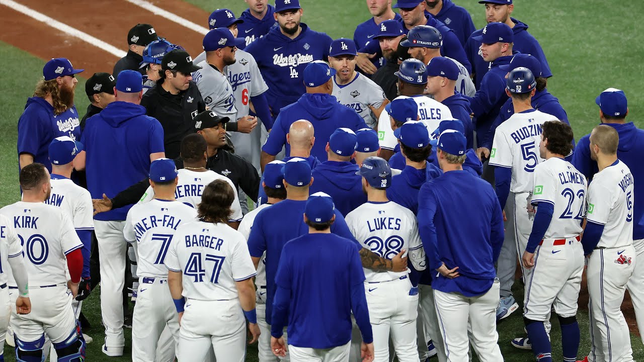 Benches clear in 2025 World Series Game 7 (Dodgers vs. Blue Jays) Benches clear in 2025 World Series Game 7 (Dodgers vs. Blue Jays)