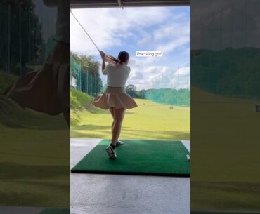 Practicing golf #golf #golfswing #golflife #golfgirl #golflife