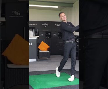 NEW Callaway Apex UW - FLYING MACHINE!  #golfgear #michaelnewtongolf #golfswing #golf