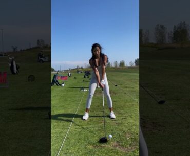 Amazing Golf Swing you need to see | Golf Girl awesome swing | Golf shorts | Waiyi Chan