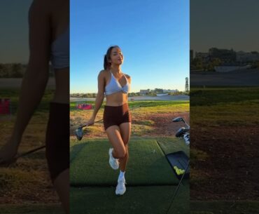 Amazing Golf Swing you need to see | Golf Girl awesome swing | Golf shorts | Michele Uemoto