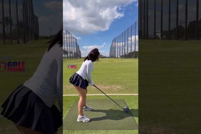 Amazing Golf Swing you need to see | Golf Girl awesome swing | Golf shorts | Emily Rinaudo
