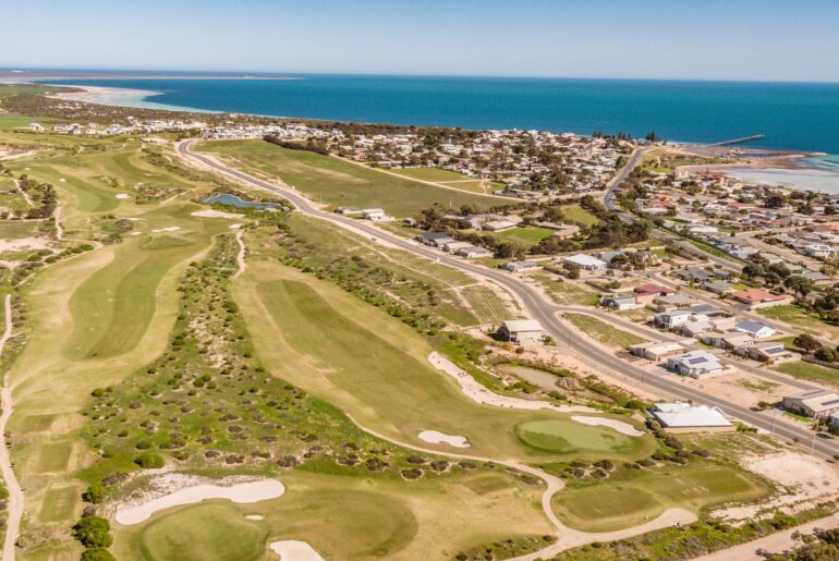 Yorke Peninsula Revelation: Copper Club at The Dunes Port Hughes - Courses and Travel - Features