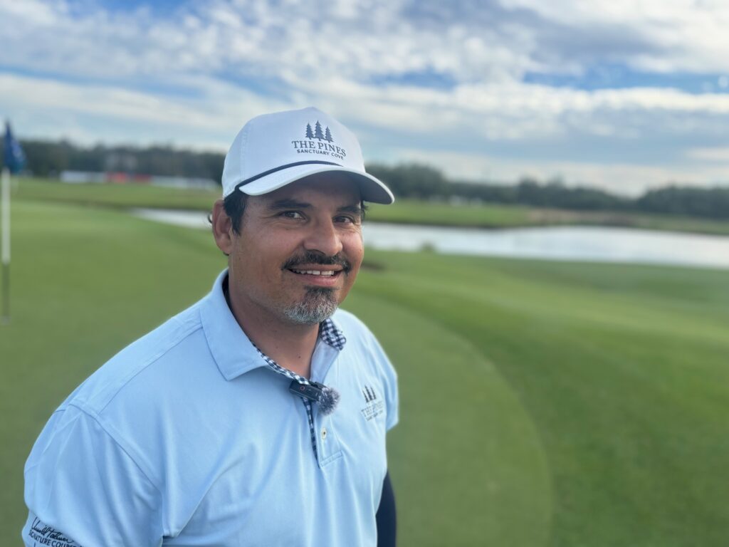 Revealed: why actor Michael Peña buys Golf Australia magazine in airports – Features – News Revealed: why actor Michael Peña buys Golf Australia magazine in airports - Features - News