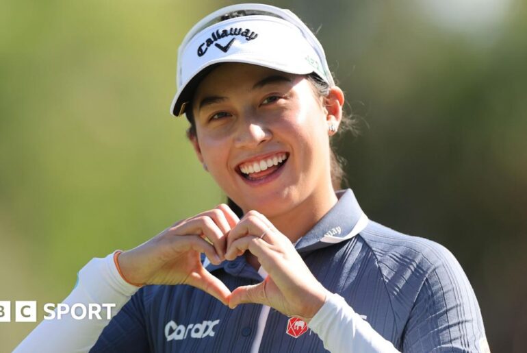 Jeeno Thitikul celebrates during her second-round 63 at the CME Group Tour Championship