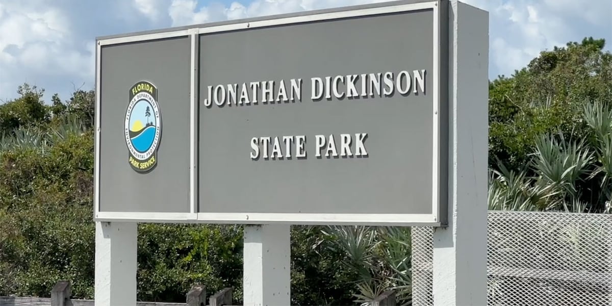 ‘Post-it note’ from governor directed staff to build golf courses at state parks, lawsuit claims ‘Post-it note’ from governor directed staff to build golf courses at state parks, lawsuit claims