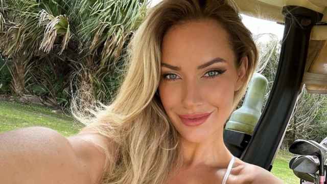 Paige Spiranac Turns Lace Lingerie Photo Into Wall Calendar Yahoo entertainment home