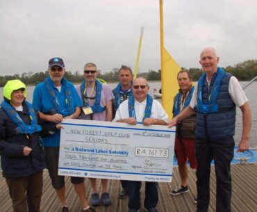 New Forest Golf Club raises over £4,000 for Testwood Lakes Sailability