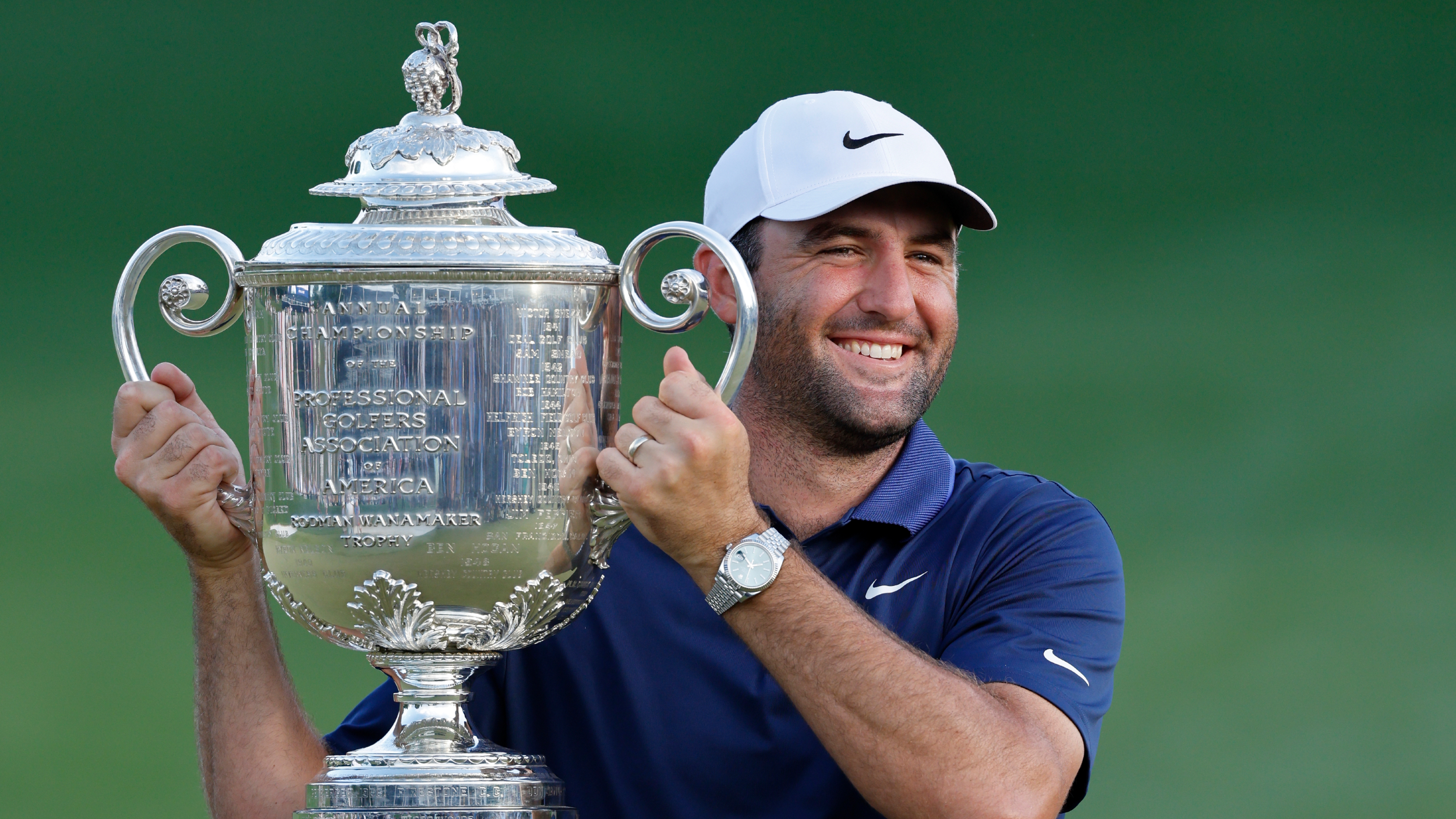 Scottie Scheffler with the PGA Championship trophy