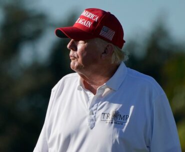 Trump Marks Full Month Of Government Shutdown With $3.4 Million Golf Trip To Florida