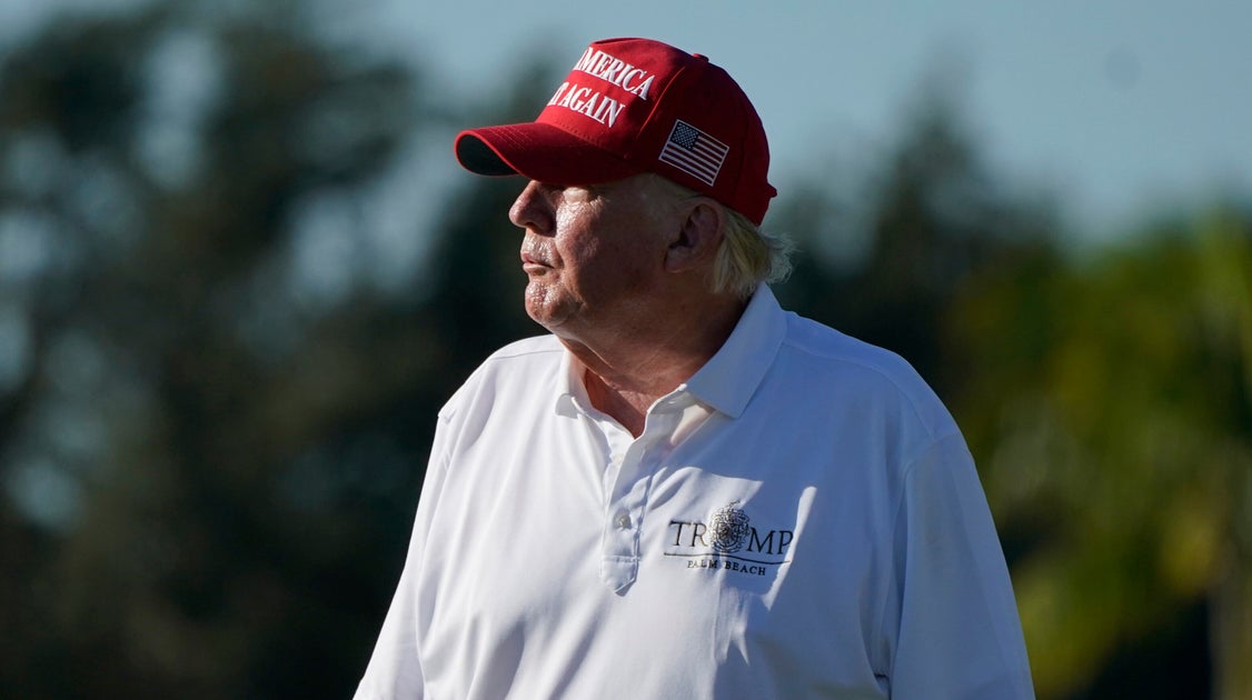 Trump Marks Full Month Of Government Shutdown With $3.4 Million Golf Trip To Florida Trump Marks Full Month Of Government Shutdown With $3.4 Million Golf Trip To Florida