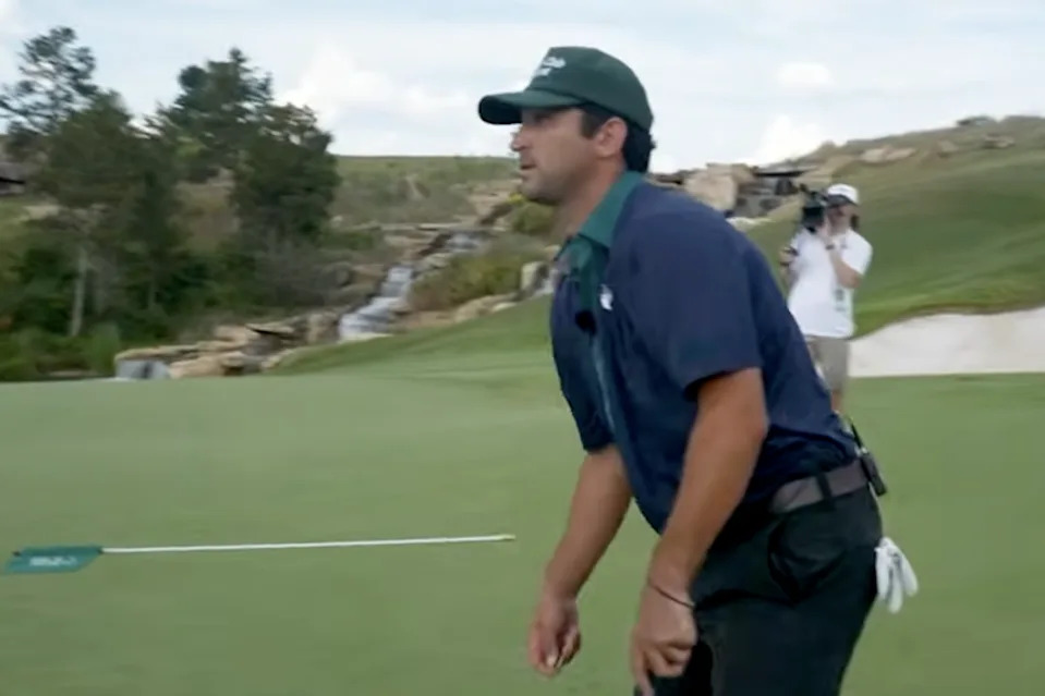 Jake Adams’ Pink team was eliminated at the Internet Invitational. Barstool/YouTube