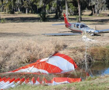 Small plane forced to make emergency landing at Georgia golf course