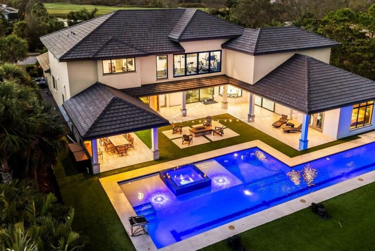 $6.5 million home listed in exclusive Sarasota golf community