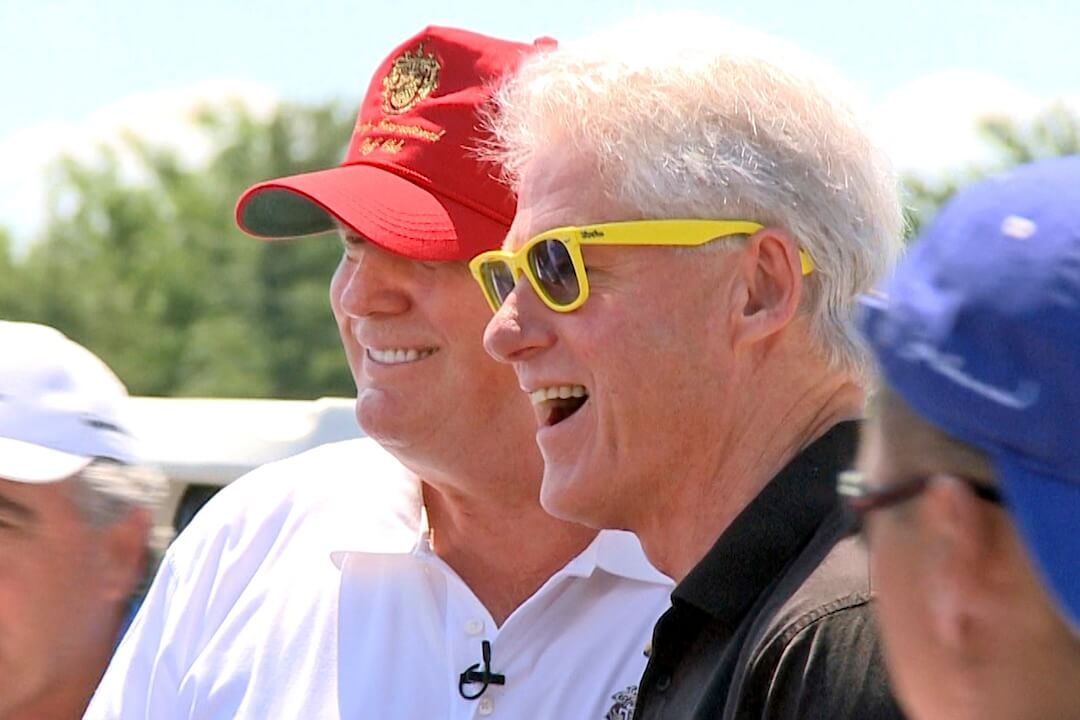 How a 2000 photo of Donald Trump and Bill Clinton became an AI hoax How a 2000 photo of Donald Trump and Bill Clinton became an AI hoax