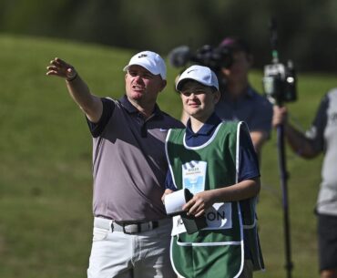 "Have three gin and tonics and a glass of wine, bit of ham, play some uno with the family"