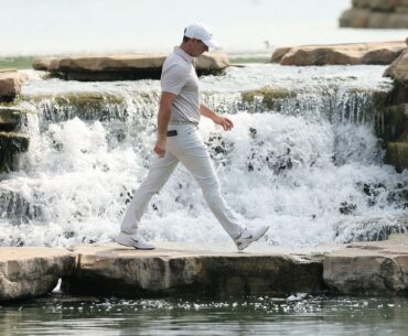 McIlroy tied for the lead going into final round in Dubai
