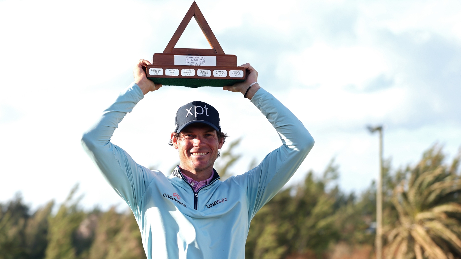 Schenk survives raging winds for breakthrough PGA win – News Schenk survives raging winds for breakthrough PGA win - News