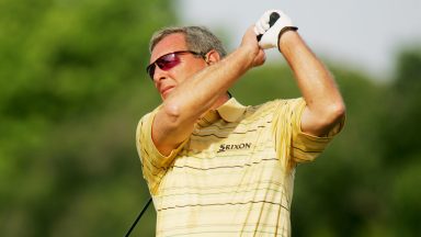 Who Was Fuzzy Zoeller? All About the Golfer, His Death & Tiger Woods Remark