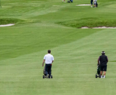 Is there conflict between seniors and younger golfers?