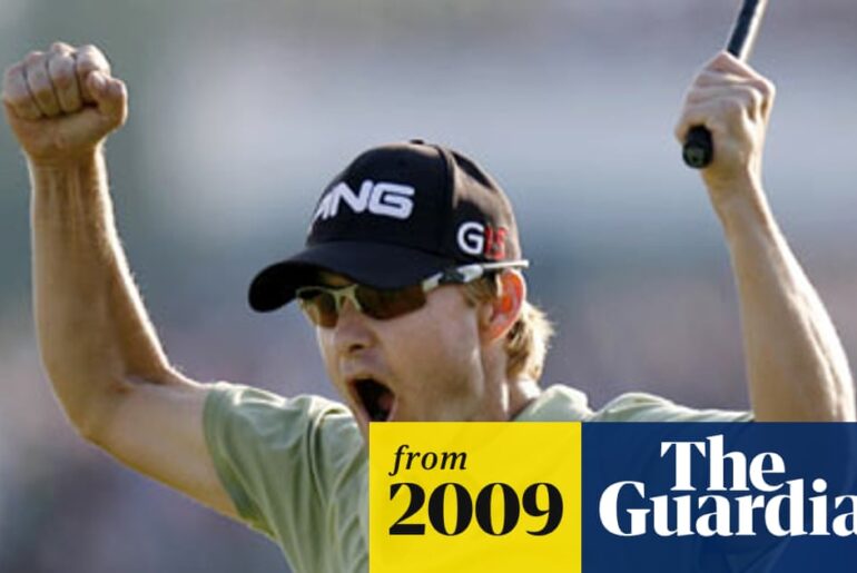 Heath Slocum sinks 20ft putt on final hole to stave off Tiger Woods | Tiger Woods