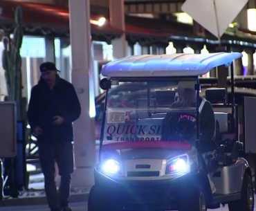 Golf-cart drivers in Old Town Scottsdale brace for busy Thanksgiving Eve