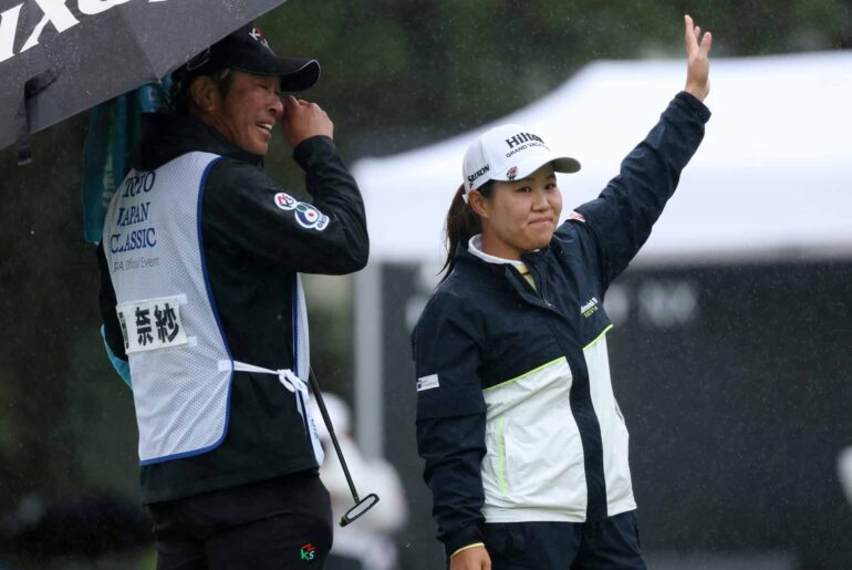 LPGA event ends with improvised playoff after final round canceled