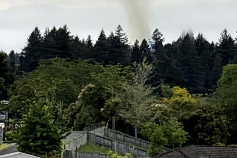 Rotorua residents told to check rules after golf course burn-off sparks complaints